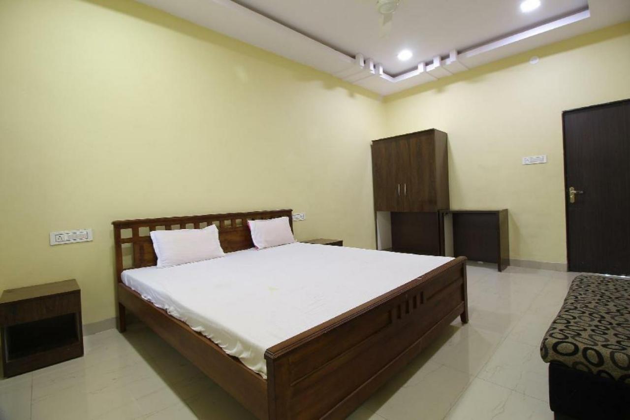 Hotel Prakrathi Residency Bangalore Eksteriør billede