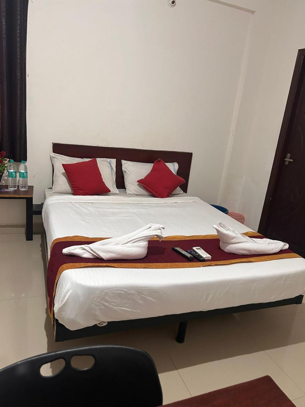 Hotel Prakrathi Residency Bangalore Eksteriør billede