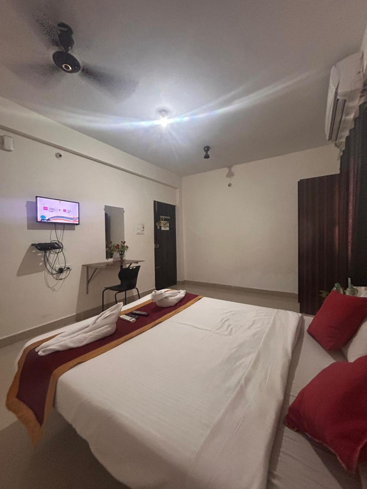 Hotel Prakrathi Residency Bangalore Eksteriør billede