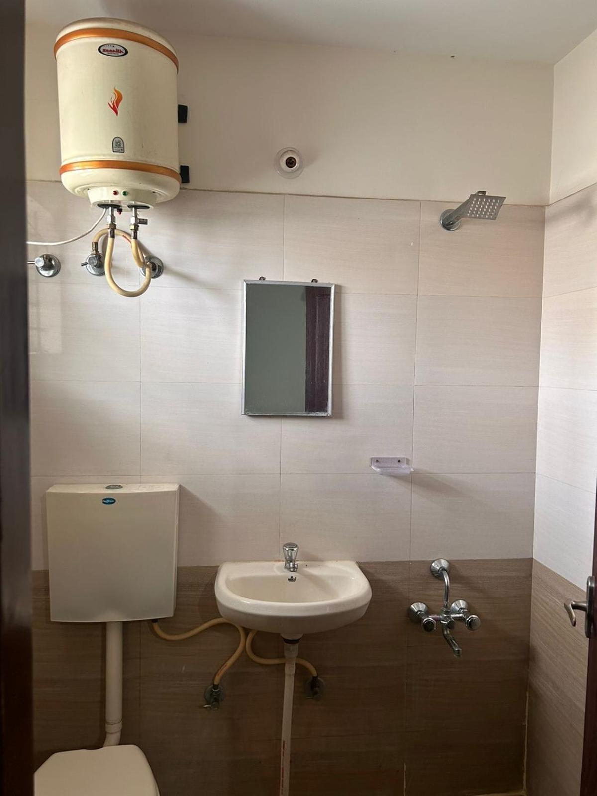 Hotel Prakrathi Residency Bangalore Eksteriør billede
