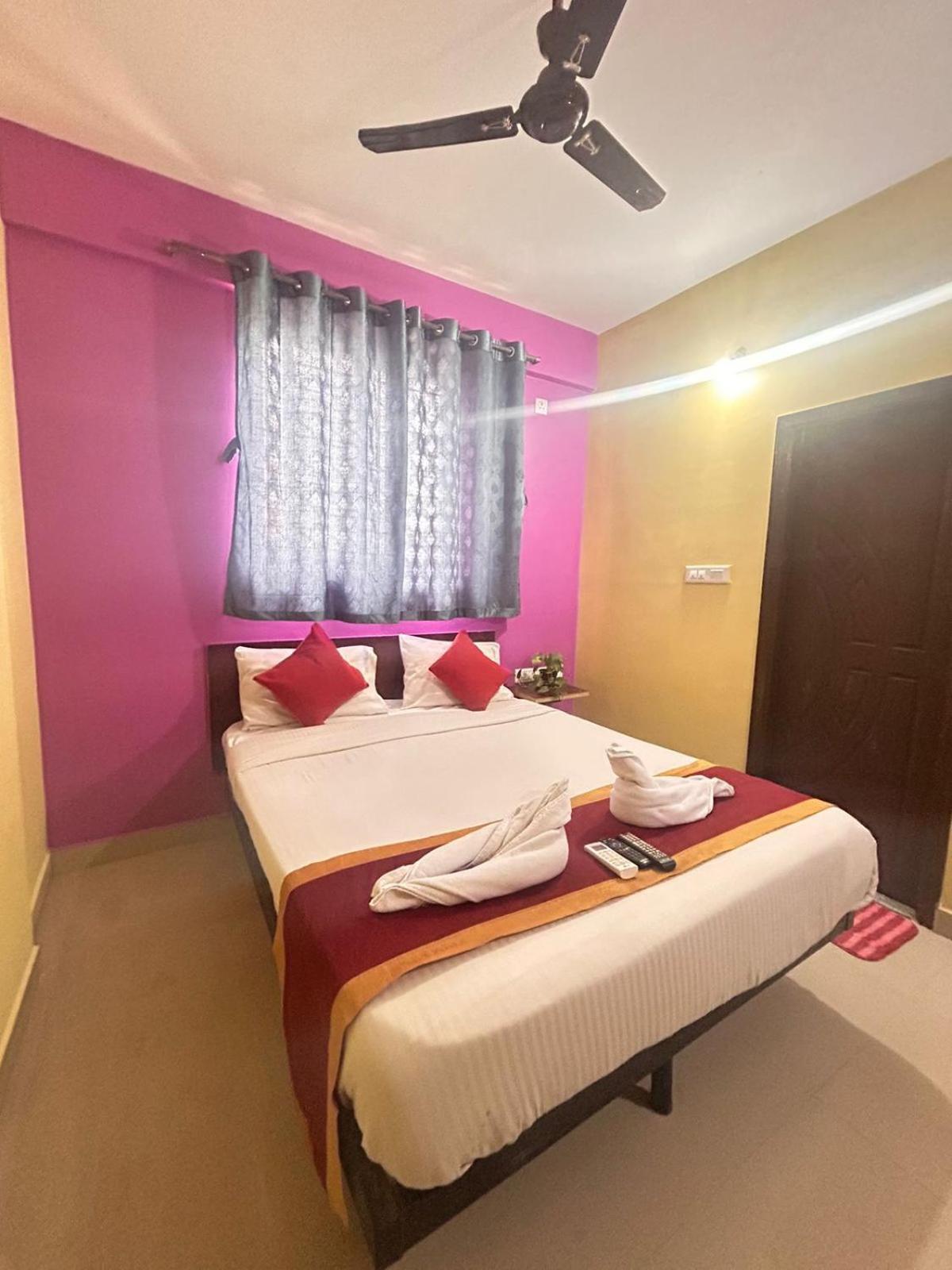 Hotel Prakrathi Residency Bangalore Eksteriør billede