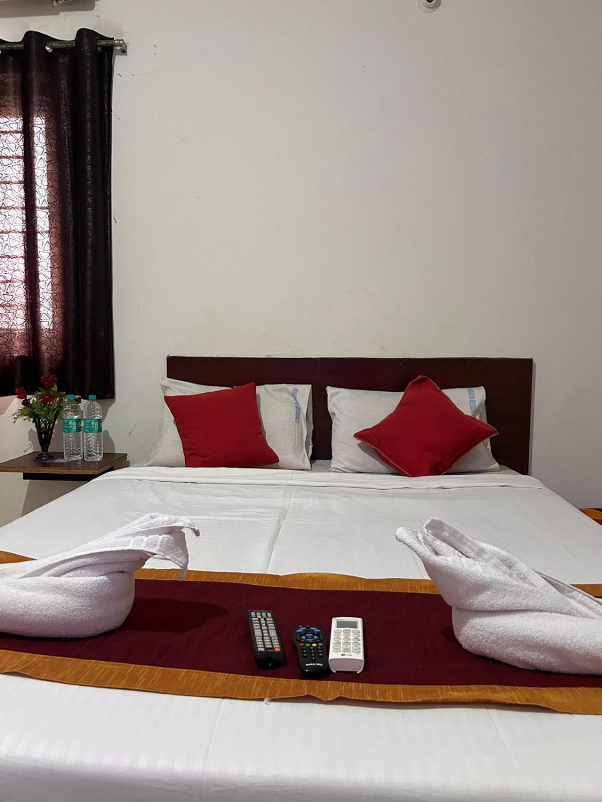 Hotel Prakrathi Residency Bangalore Eksteriør billede